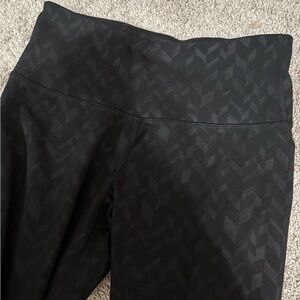 Old Navy Active Black Go-Dry Leggings